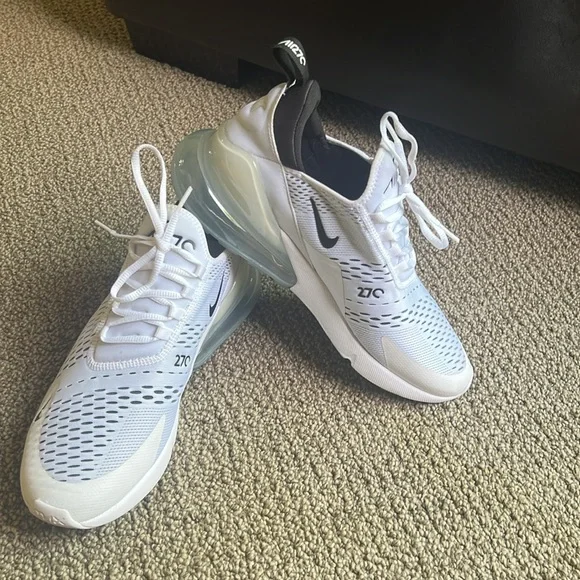 Nike Women’s Air Max 270 White Size 12 - Picture 7 of 7